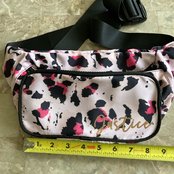 Justice Girls Fanny Pack Pink - Cheetah Print - Picture 7 of 7